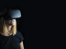 Can pornography be intimate? VR as a bridge between pleasure and closeness